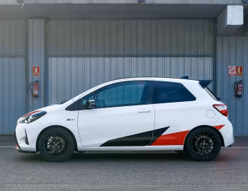 Toyota Yaris GRMN [Worldwide] '2017–20