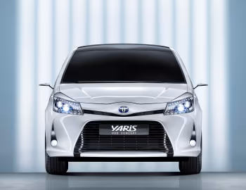 Toyota Yaris HSD Concept (XP130) '03.2011