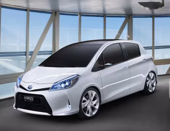 Toyota Yaris HSD Concept (XP130) '03.2011