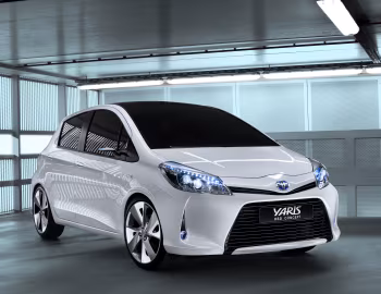 Toyota Yaris HSD Concept (XP130) '03.2011
