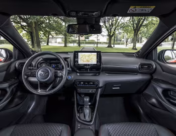 Panel frontal Toyota Yaris Hybrid [Worldwide] '2020–pr.