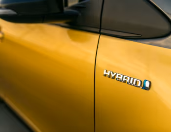 Toyota Yaris Hybrid "Y20" [EU-spec] '2018