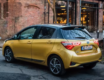 Toyota Yaris Hybrid "Y20" [EU-spec] '2018