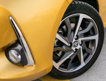 Toyota Yaris Hybrid "Y20" [EU-spec] '2018