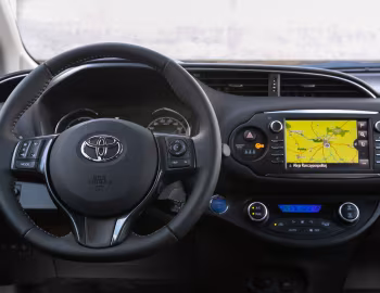 Panel frontal Toyota Yaris Hybrid "Y20" [EU-spec] '2018