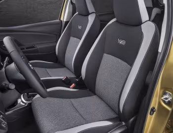 Interior Toyota Yaris Hybrid "Y20" [EU-spec] '2018