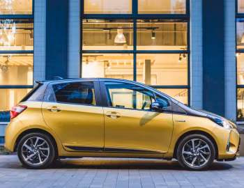 Toyota Yaris Hybrid "Y20" [EU-spec] '2018