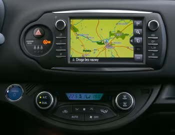 Interior Toyota Yaris Hybrid "Y20" [EU-spec] '2018