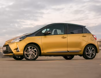Toyota Yaris Hybrid "Y20" [EU-spec] '2018