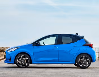 Toyota Yaris "Premier Edition" Hybrid [EU-spec] (XP210) '2023–pr.