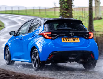 Toyota Yaris "Premiere Edition" Hybrid [UK-spec] (XP210) '2024–pr.