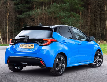 Toyota Yaris "Premiere Edition" Hybrid [UK-spec] (XP210) '2024–pr.