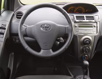 Panel frontal 2009 Toyota Yaris RS 5-door Liftback [North America] (XP90) '2008–09