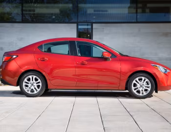 2016–18 Toyota Yaris Sedan [Canada] '2015–18