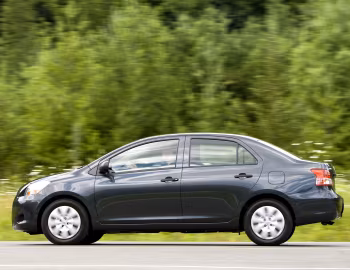 2007–12 Toyota Yaris Sedan [North America] '2006–12