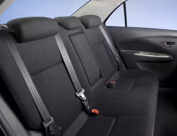 Інтер'єр 2007–12 Toyota Yaris Sedan [North America] '2006–12