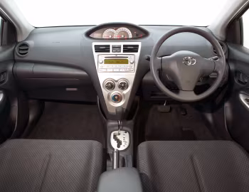 Panel frontal Toyota Yaris Sedan [Australia] '2006–16