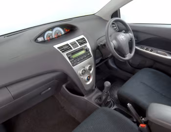 Panel frontal Toyota Yaris Sedan [South Africa] '2006–12
