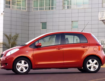 Toyota Yaris Spirit 5-door [South Africa] (XP90) '2005–09