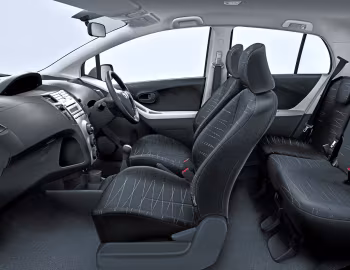 Interior Toyota Yaris Spirit 5-door [South Africa] (XP90) '2005–09