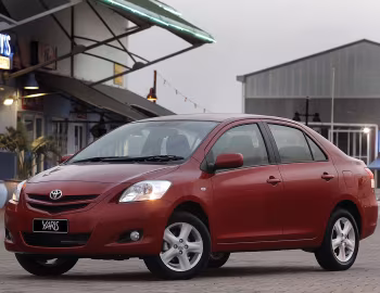 Toyota Yaris Spirit Sedan [South Africa] '2006–12
