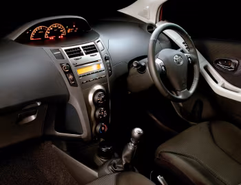 Panel frontal Toyota Yaris T-Sport 3-door [South Africa] '2007–09
