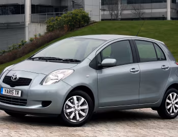Toyota Yaris TR 5-door [UK-spec] (XP90) '06.2007–01.2009