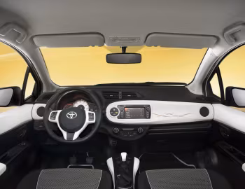 Panel frontal Toyota Yaris Trend 5-door [Worldwide] (XP130) '2012–14