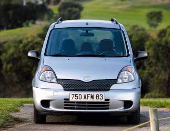 Toyota Yaris Verso '1999–2003