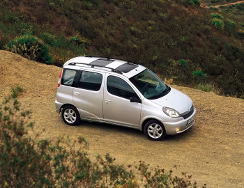 Toyota Yaris Verso '1999–2003