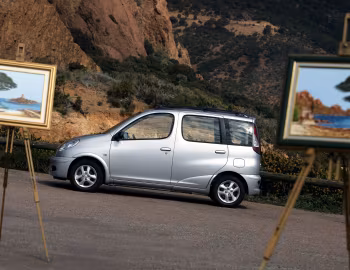 Toyota Yaris Verso [Worldwide] '2003–06