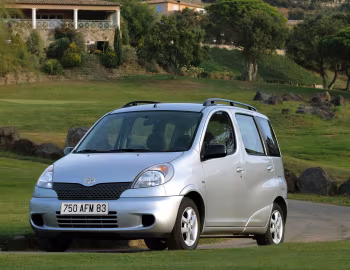 Toyota Yaris Verso '1999–2003
