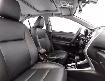 Interior Toyota Yaris XLS Sedan [Latam] '2018–21