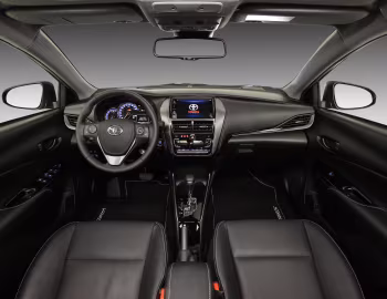 Panel frontal Toyota Yaris XLS Sedan [Latam] '2022–pr.