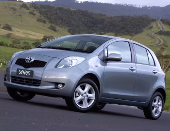 Toyota Yaris YRS 5-door [Australia] (XP90) '2006–09