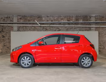 Toyota Yaris 5-door [South Africa] '2014–17