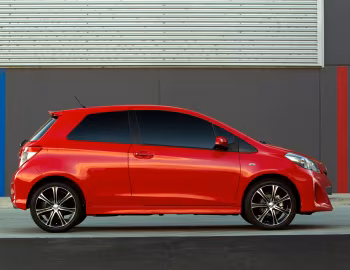 Toyota Yaris ZR 3-door [Australia] (XP130) '2011–14