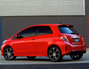 Toyota Yaris ZR 3-door [Australia] (XP130) '2011–14