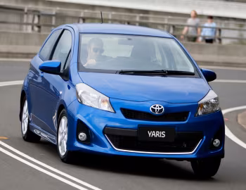 Toyota Yaris ZR 3-door [Australia] (XP130) '2011–14