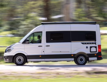 Trakka Akuna A2M-E '2020–pr.