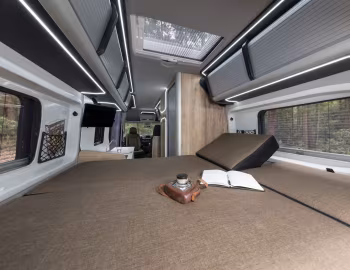 Інтэр'ер Trakka Akuna A4 '2020–н.ч.