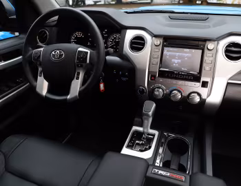 Painel frontal 2019–21 Toyota Tundra TRD Pro CrewMax [North America] '2018–21