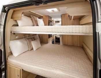 Interior 2015–17 Tribute 669 '2014–17
