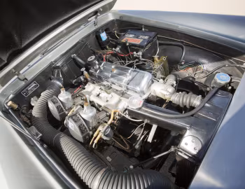 Under The Hood Triumph Italia 2000 '1959–62