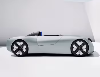 Triumph TR25 by Makkina '07.2023