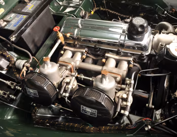 Під капотом 1958–62 Triumph TR3 [US-spec] '1957–62