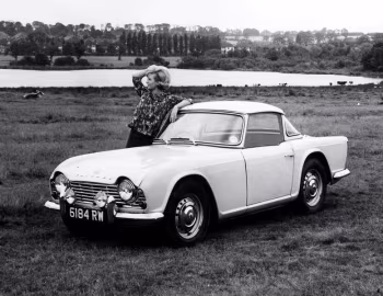 Triumph TR4 Surrey Top [UK-spec] '1961–65