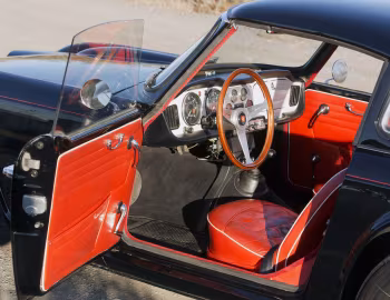 Інтэр'ер 1962–65 Triumph TR4 Surrey Top [North America] '1961–65