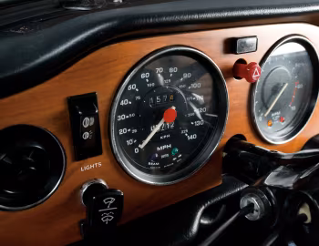 Камбінацыя прыбораў 1970–76 Triumph TR6 [North America] '1969–76