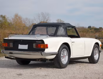 1970–76 Triumph TR6 [North America] '1969–76
